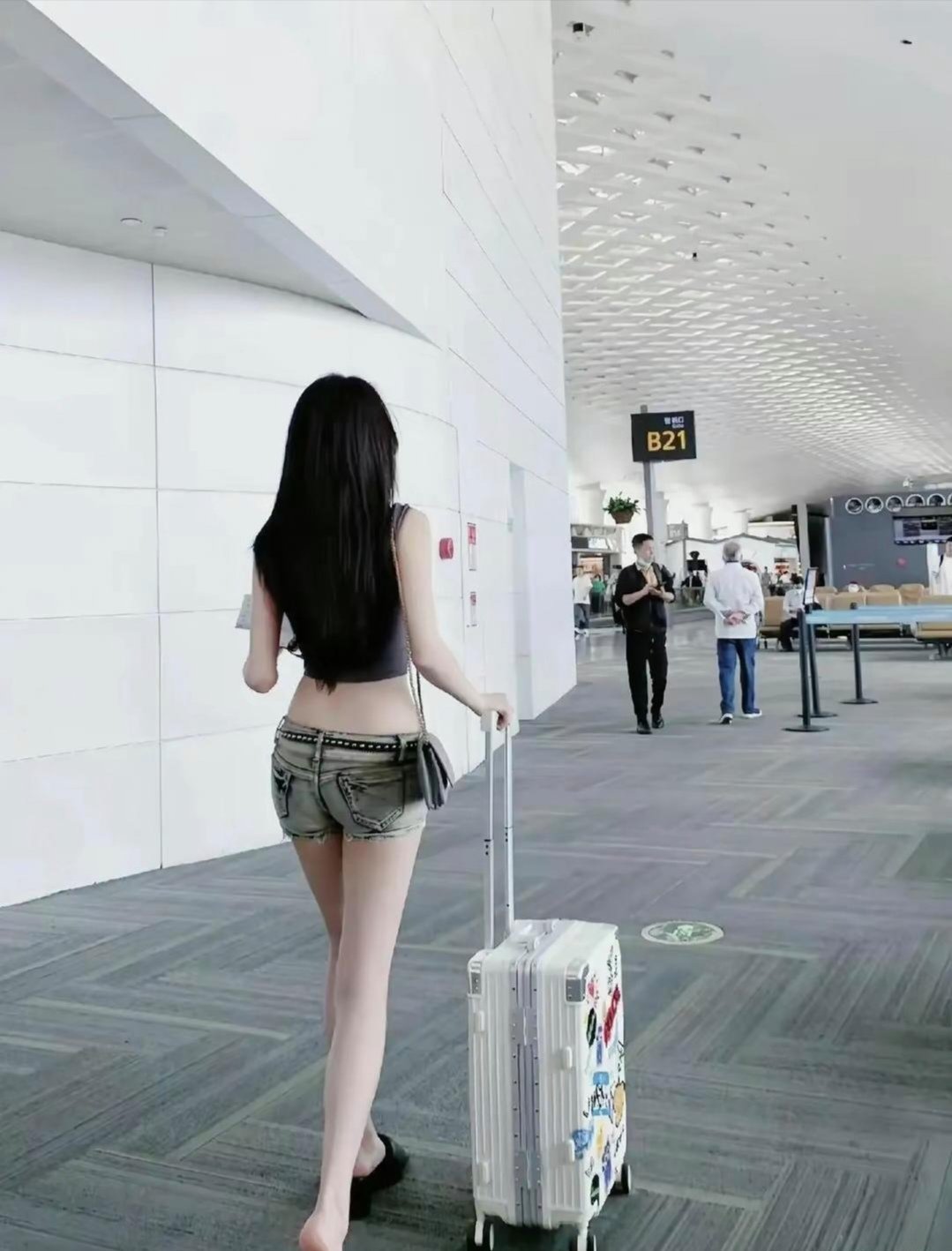 看到此图一夏清凉